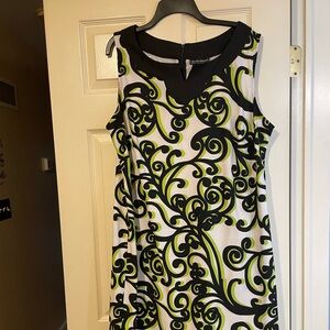 Jessica Howard Black and Green Swirl Mini Dress. 42 inches long.